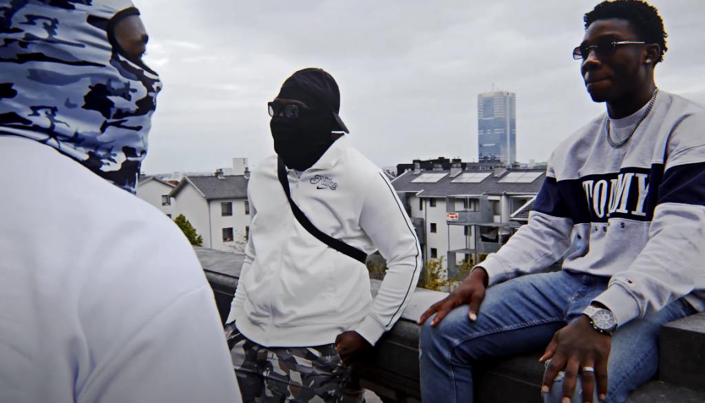 Photo de Lario Key et Spencer James sont des « ROCKSTAR » dans leur nouveau clip