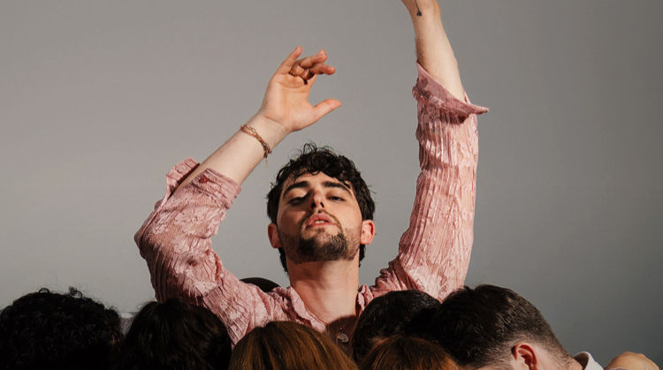 Photo de « Ma Fée » le nouveau clip de Beaumocoeur qui célèbre la femme avec style et puissance. À écouter en boucle !