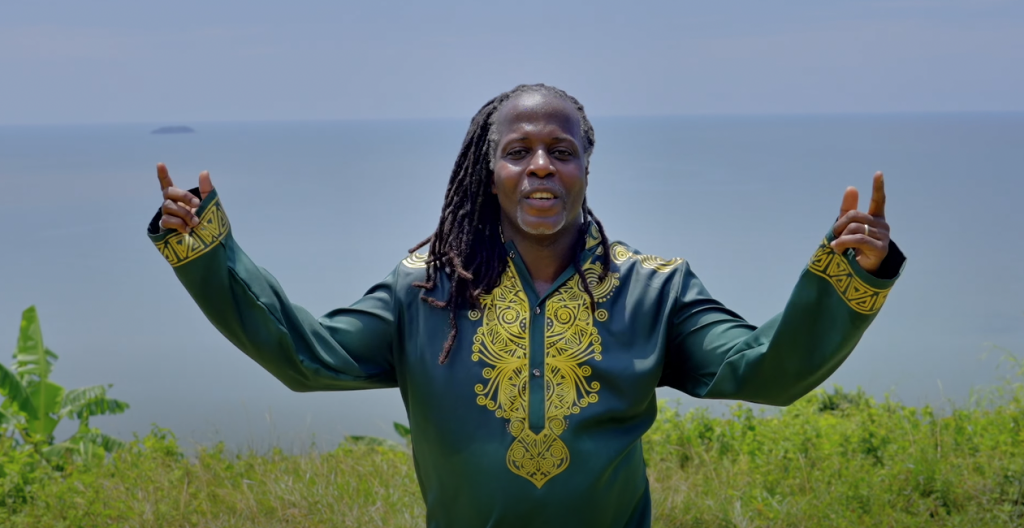 Photo de Découvrez « COURAGEUSE », le nouveau clip enivrant de RUUD DADDY