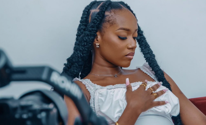 Photo de Laissez-vous emporter par « HEHE », le nouveau clip de NZA