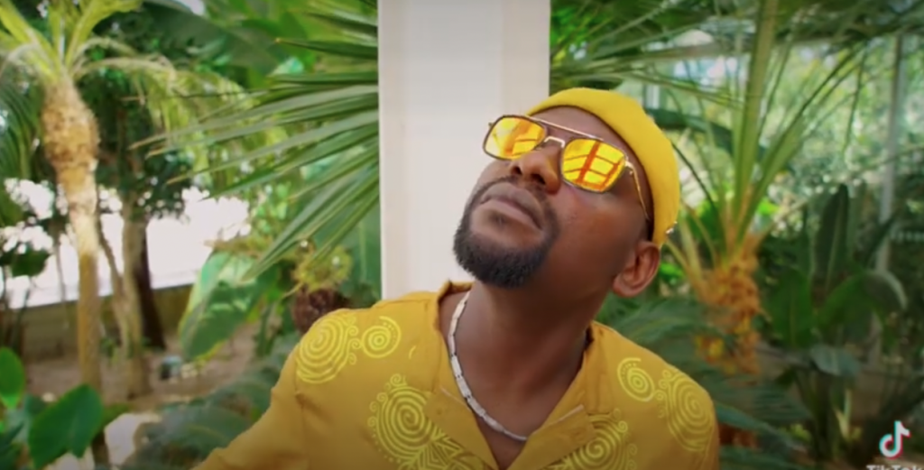 Photo de Visez ailleurs avec « M'évader », le nouveau clip de Djaze