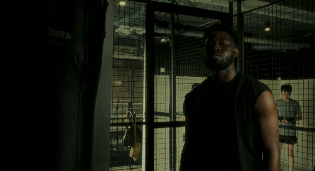 Sky-J, redoutable dans « Mérovée », son nouveau clip. Photo de Sky-J, redoutable dans « Mérovée », son nouveau clip.