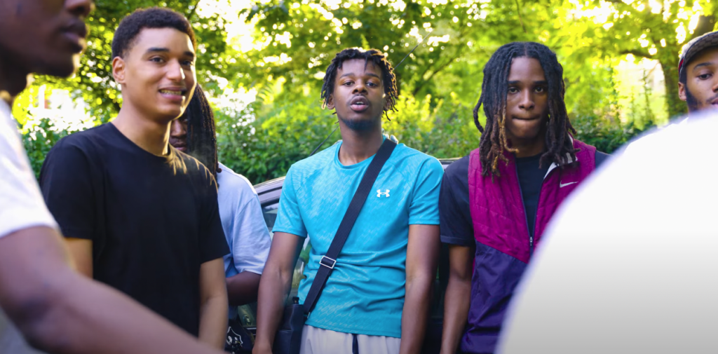 Photo de VK le fait « EVERYDAY » dans son nouveau clip