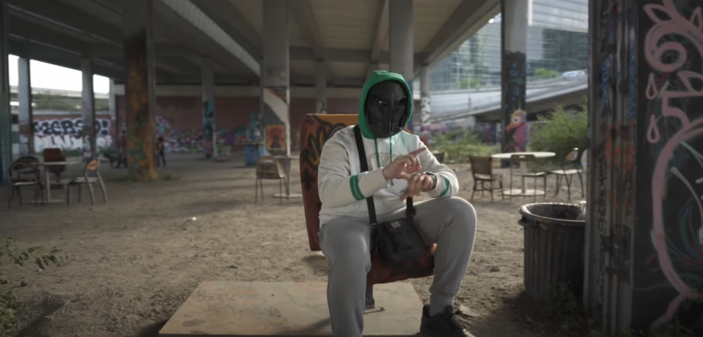 Lyx’n K’stle est la « Pièce Maîtresse » de son nouveau clip Photo de Lyx’n K’stle est la « Pièce Maîtresse » de son nouveau clip