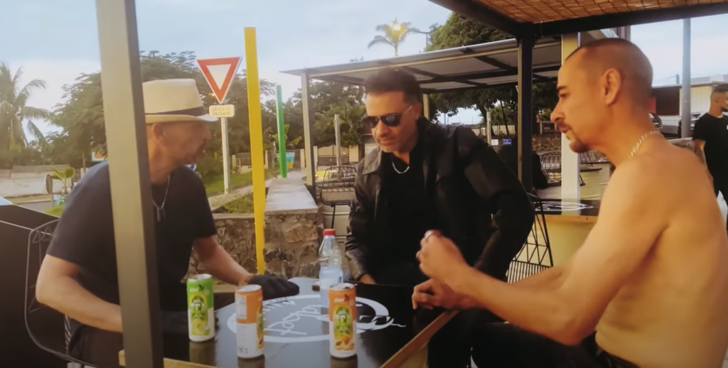 Découvrez « Poupée », la toute nouvelle piraterie signée SONS OF REAL HIP-HOP Photo de Découvrez « Poupée », la toute nouvelle piraterie signée SONS OF REAL HIP-HOP