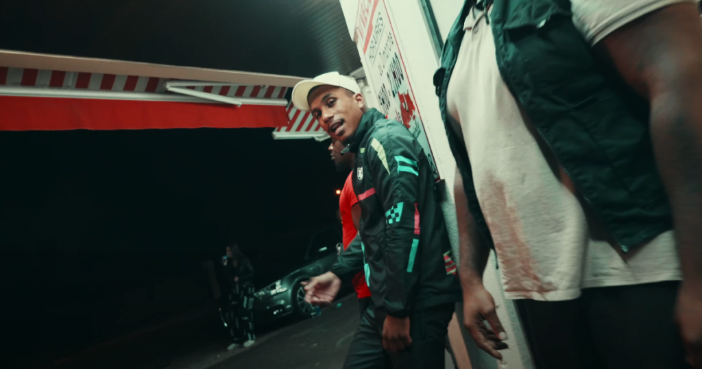 Photo de Wilo est trop « À l'aise » dans son nouveau clip