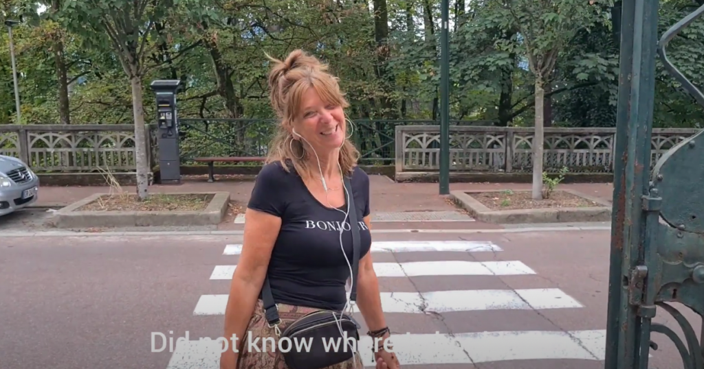 Photo de Annette Vogel est de retour avec son nouveau clip « TU VIENS? »