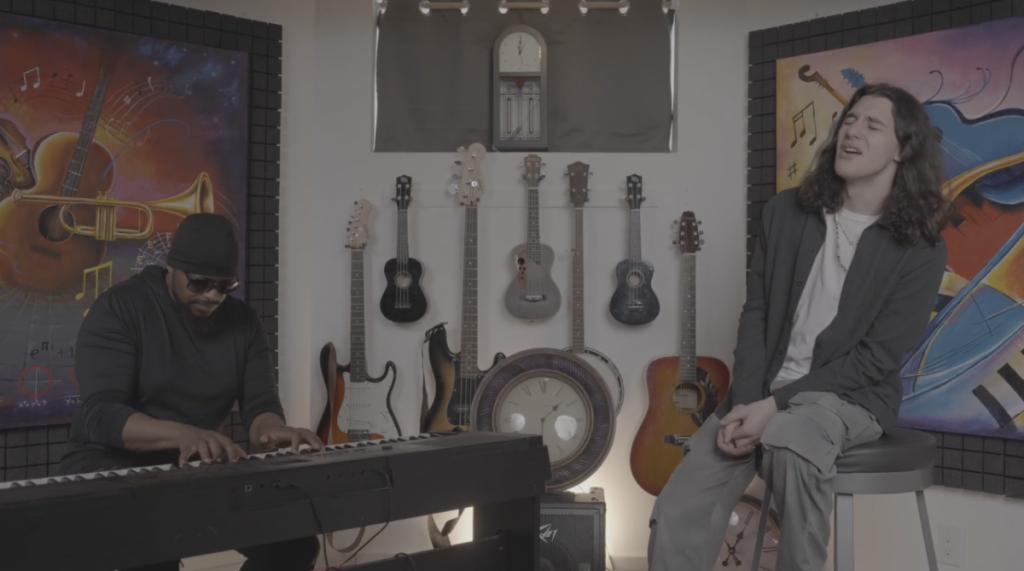 Jakin contre le harcèlement dans « Now You Know Me » Photo de Jakin contre le harcèlement dans "Now You Know Me"