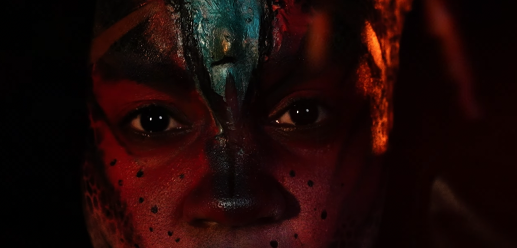 Photo de Découvrez « LE PACTE », un titre divin signé NINA HFEE