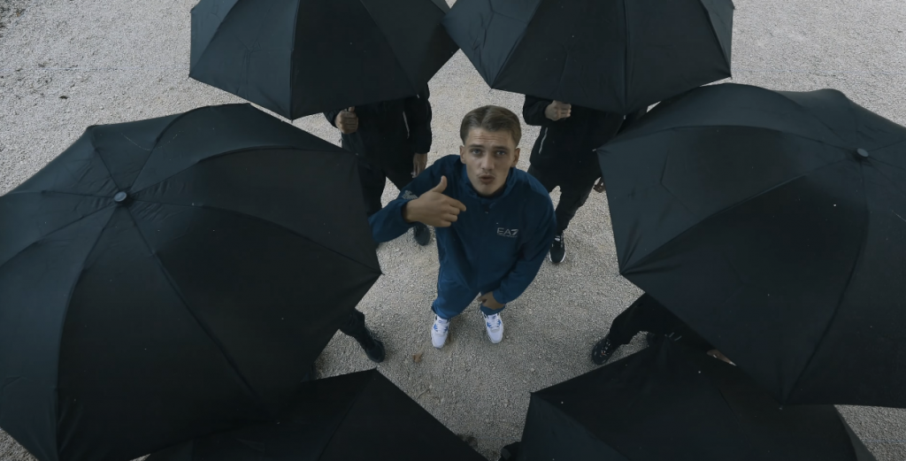 Photo de Ka'iss impressionne avec son nouveau clip « Pavé »