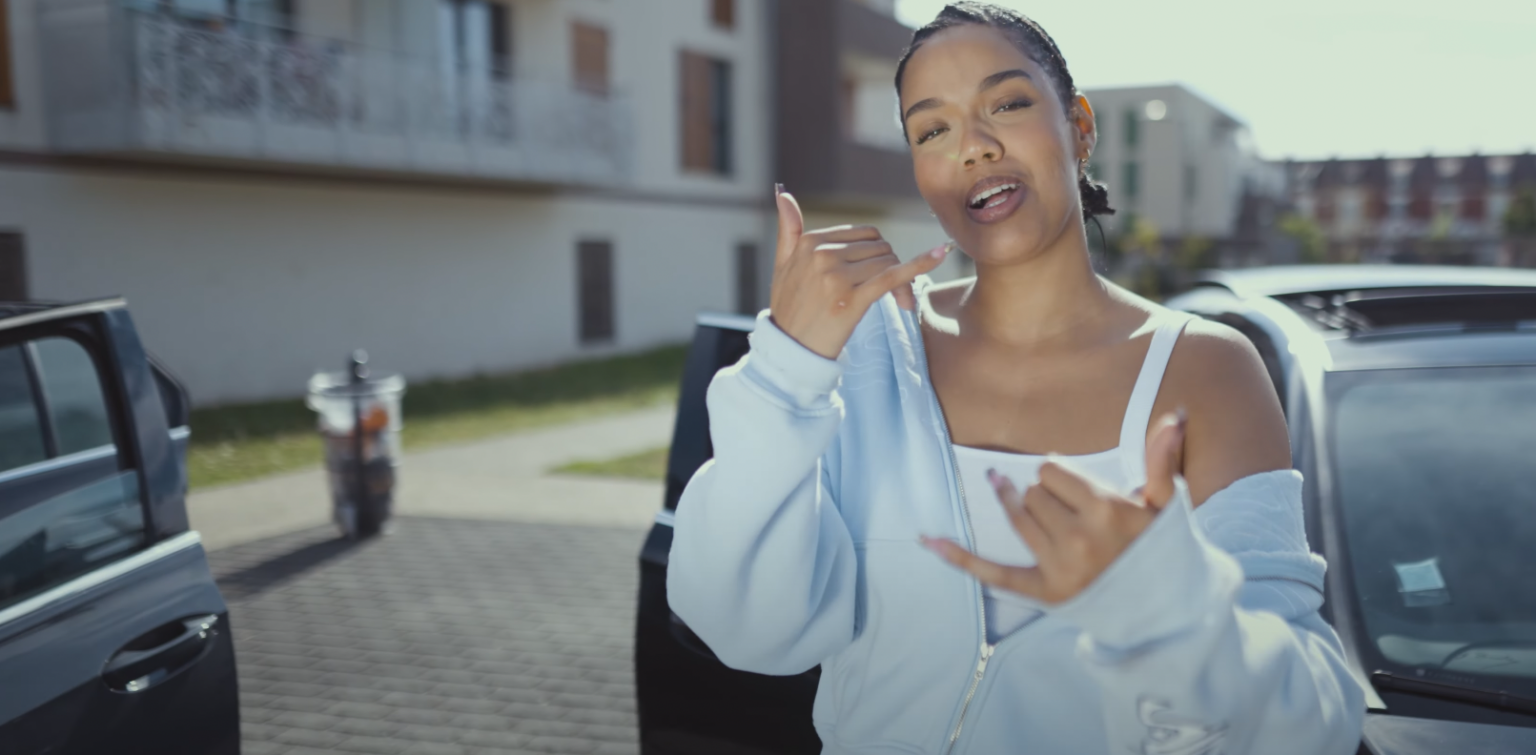 Photo de Laissez-vous envouter par Tokyo et son nouveau clip « PAS D’ATTACHE »