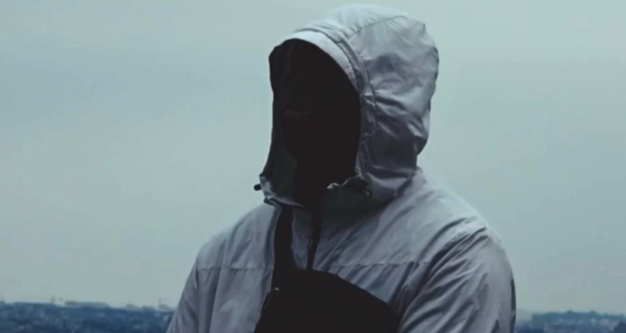 Photo de MT, redoutable dans son nouveau clip « Batman »