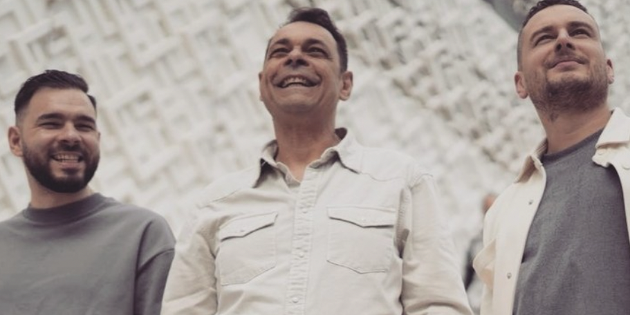 Ambiance gipsy dans « VAMOS », le nouveau clip des Fuego De Rumba Photo de Ambiance gipsy dans « VAMOS », le nouveau clip des Fuego De Rumba