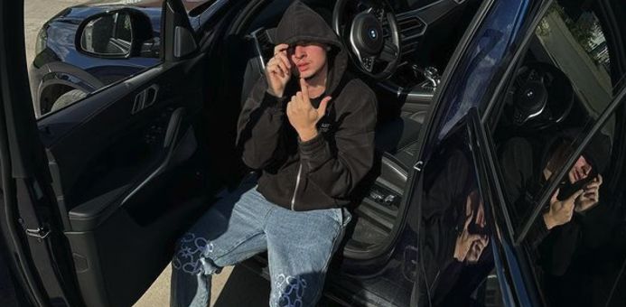 Picture of LORNÉ lance sa nouvelle série avec « ŒIL POUR ŒIL »