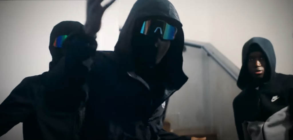 Photo de Le groupe S’440 pète les « SCORE » avec son nouveau clip