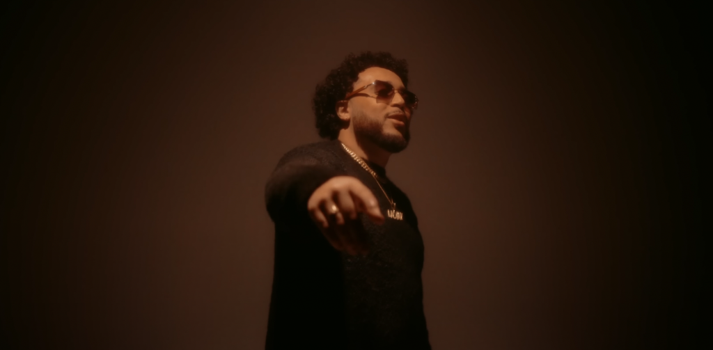 Laconi fait monter la température avec son nouveau clip « 10 Minutes » Photo de Laconi fait monter la température avec son nouveau clip « 10 Minutes »