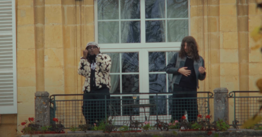 Photo de Ka Pro et Abssis nous proposent un peu de « Champagne » pour bien commencer l'année...