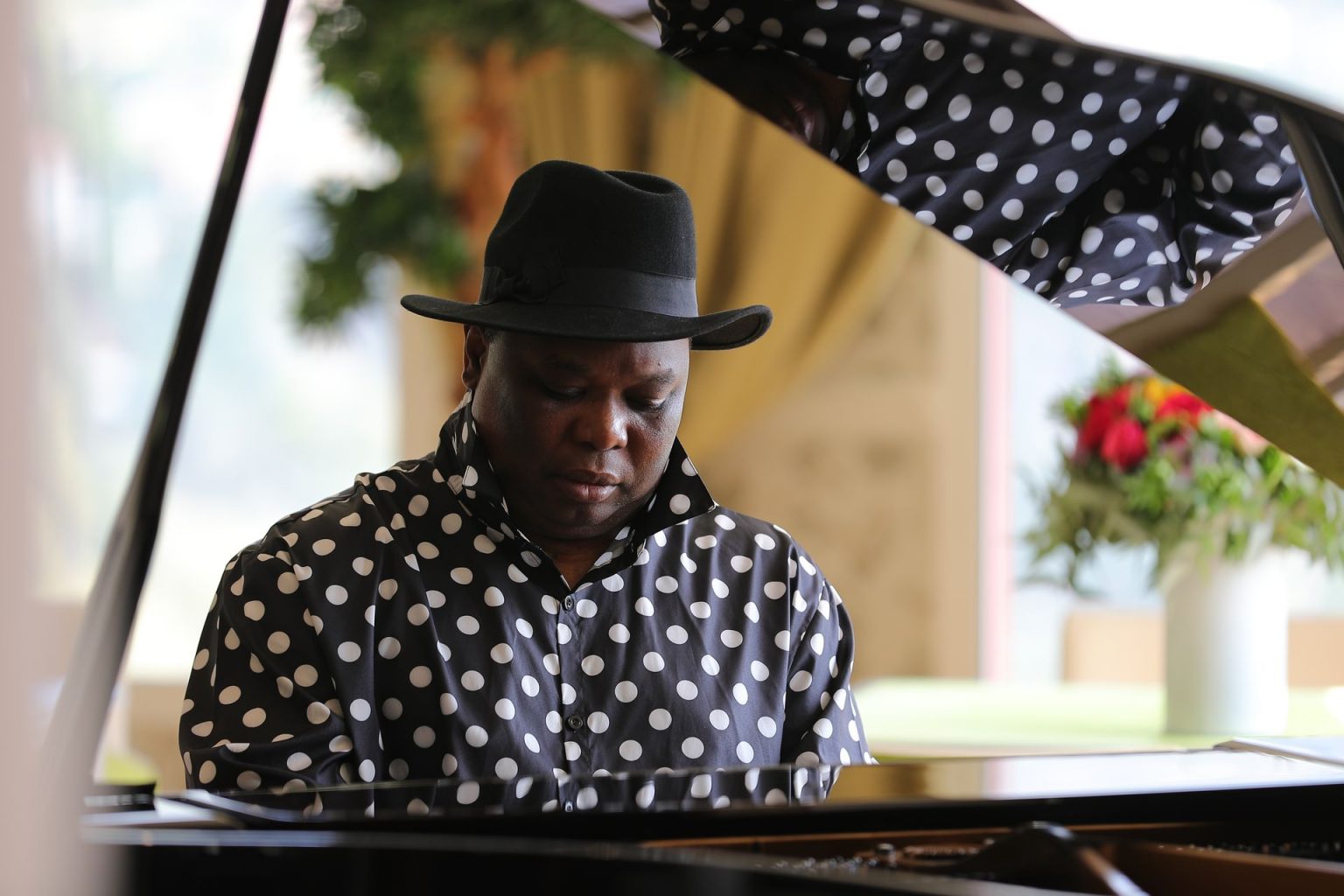 Eitel – « Sous le soleil de Juan-les-Pins » : une carte postale musicale qui fait danser