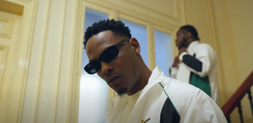 Jumper Oskwa – « USINE » : une mécanique bien huilée