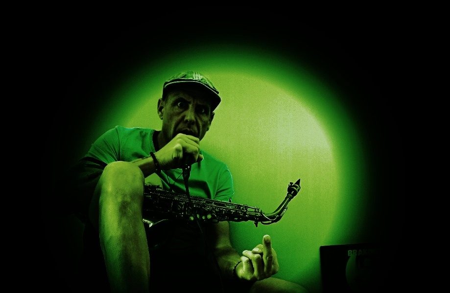 Avec « Elle », BRAKCHTRAK transforme l’amour en vertige sonore