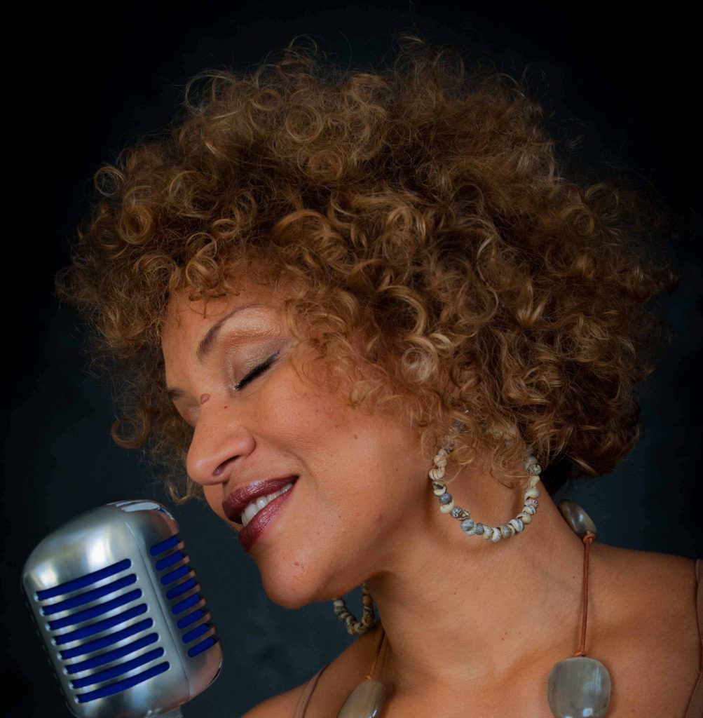 Mariana Ramos enchante avec « NIGUEM CA CRE »