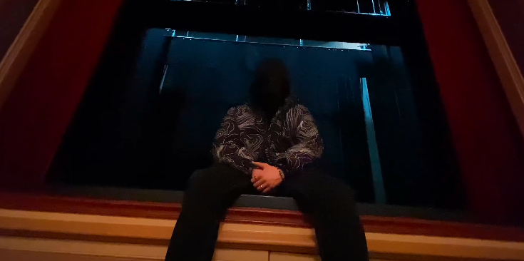 Xamis et « Tragi-comédie » : quand la douleur se joue sur scène