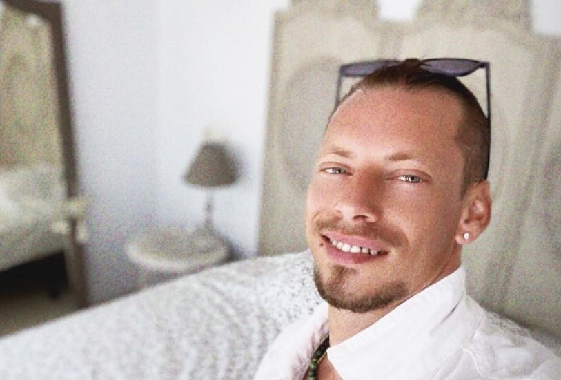 NESTA*NC dévoile « Love de toi » et envoûte le cœur des auditeurs