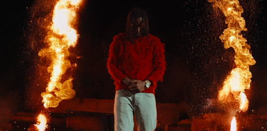 RA2B prend le micro avec « Ricky Rosé » : entre solitude et ambition