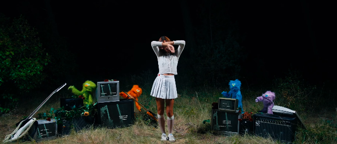 MA BICHE explore la douleur et la force avec « C TB »