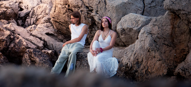 Cynos et « CICATRICES » : l’écho des douleurs intimes