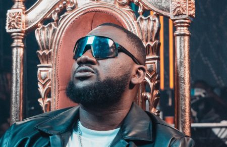 Quand Kinash invite à l’évasion avec « Zembe »