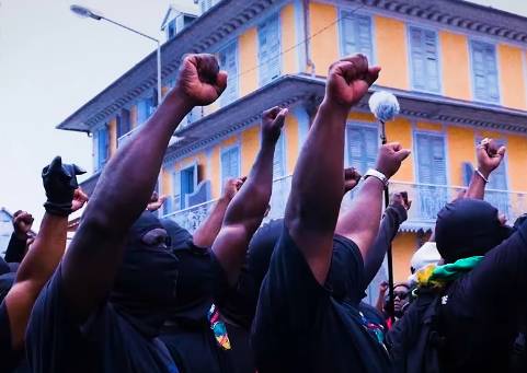 Langsso entre terre natale et cri social : « GUYANE »