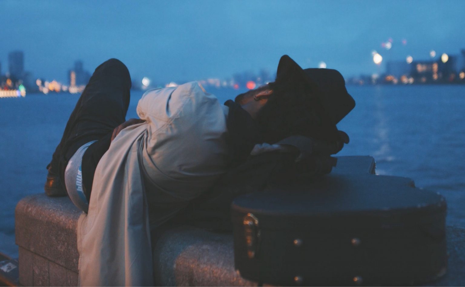 Quand « La Vie » de Carlos Lázaro célèbre chaque instant