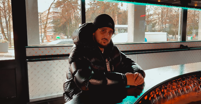 CZ vise haut avec « LA LUNE »